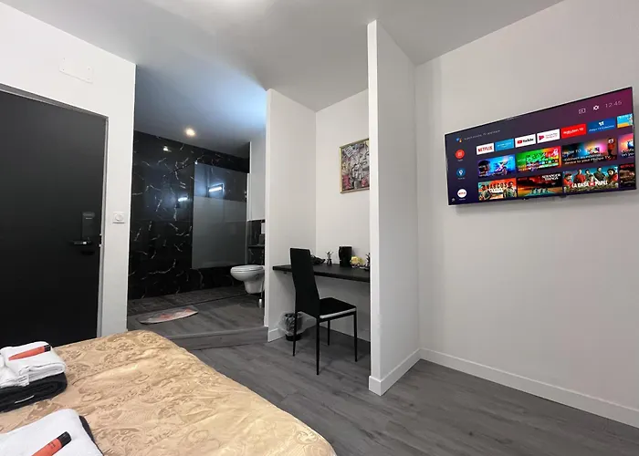 Cosy Centre * Ναρμπόν